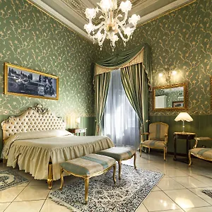Romeo 3*, Catane Italie