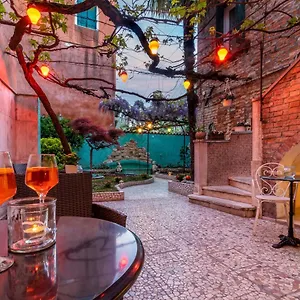 Casa Boccassini , Venise Italie
