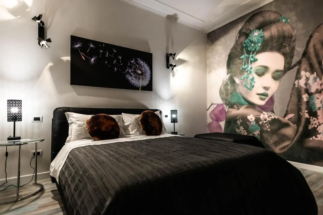 Trevi & Pantheon Design Rooms Roma
